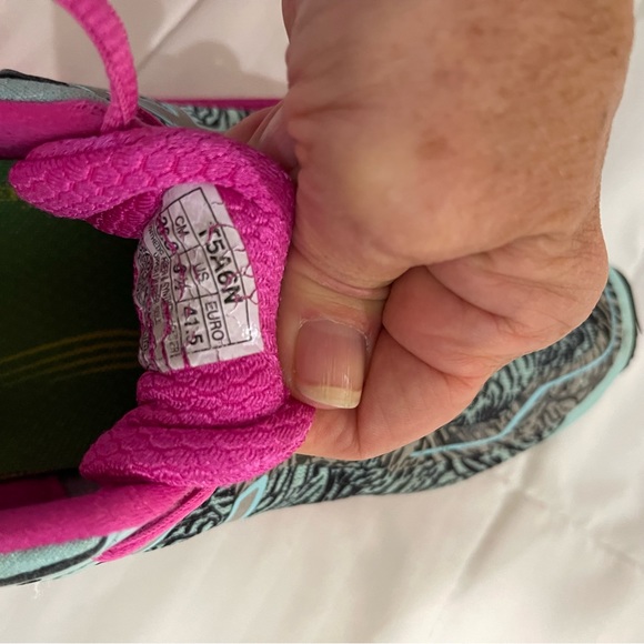 Adics Gel Kayano 22 Lite Show EUC size 9.5 - Picture 8 of 9